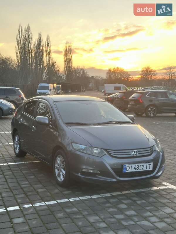 Хэтчбек Honda Insight 2010 в Луцке фото 8 Хэтчбек Honda Insight 2010 в Луцке