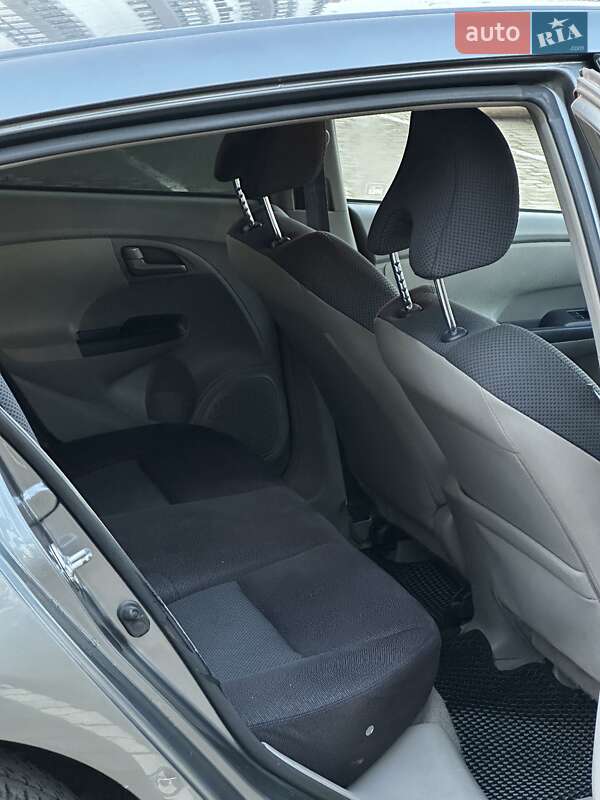Хэтчбек Honda Insight 2010 в Луцке фото 11 Хэтчбек Honda Insight 2010 в Луцке