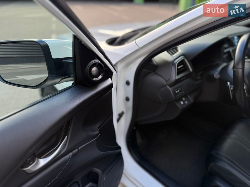 Седан Honda Insight 2021 в Киеве