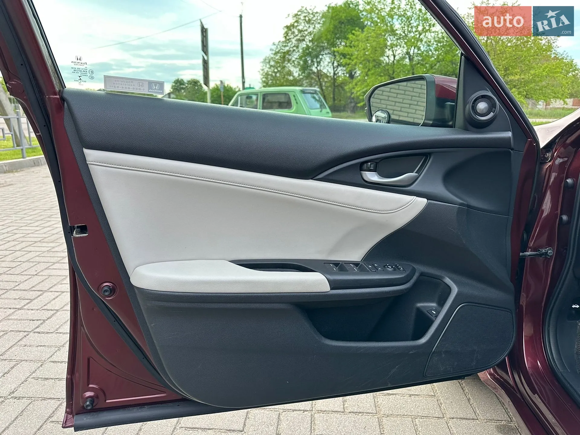 2019 Honda Insight - мініатюра 16