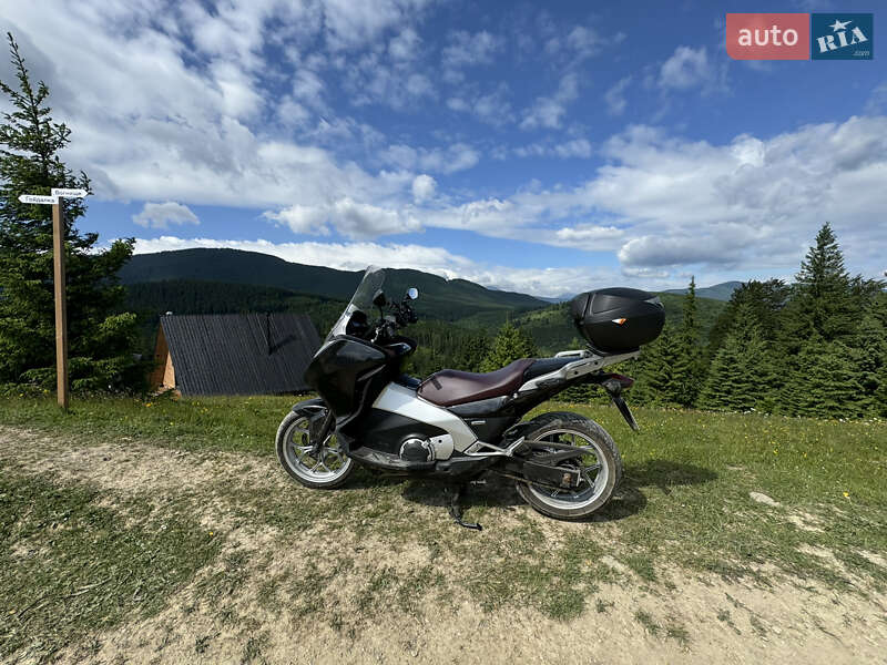 Мотоцикл Спорт-туризм Honda Integra 700 2012 в Хмельницком