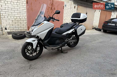 Макси-скутер Honda Integra 750 2015 в 