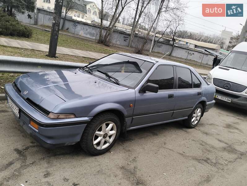 Лифтбек Honda Integra 1988 в Киеве