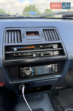 Лифтбек Honda Integra 1986 в 