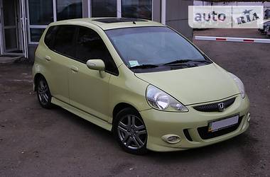 Хэтчбек Honda Jazz 2005 в Киеве