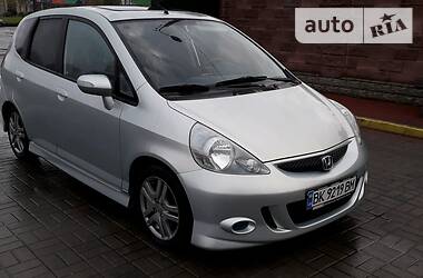 Хэтчбек Honda Jazz 2006 в Ровно