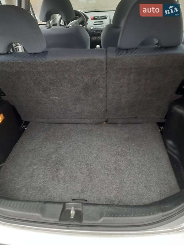 Универсал Honda Jazz 2003 в Яготине