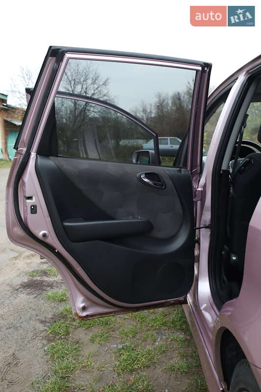 Хэтчбек Honda Jazz 2008 в Виннице
