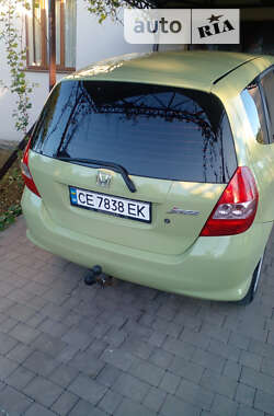 Хетчбек Honda Jazz 2005 в Чернівцях