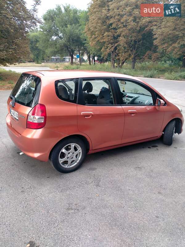 Хэтчбек Honda Jazz 2006 в Желтых Водах