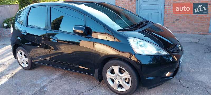 Хетчбек Honda Jazz 2009 в Ромнах