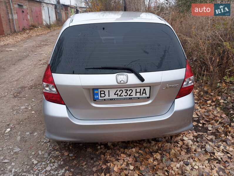 Хетчбек Honda Jazz 2006 в Полтаві