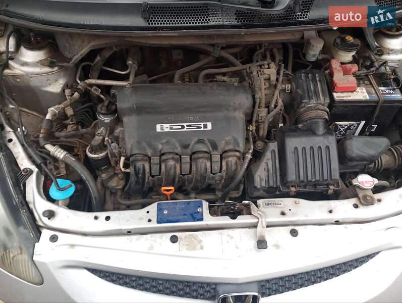 Хетчбек Honda Jazz 2006 в Полтаві