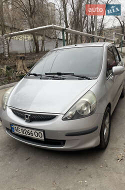 Хетчбек Honda Jazz 2005 в Дніпрі