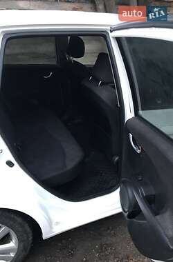 Хэтчбек Honda Jazz 2012 в 