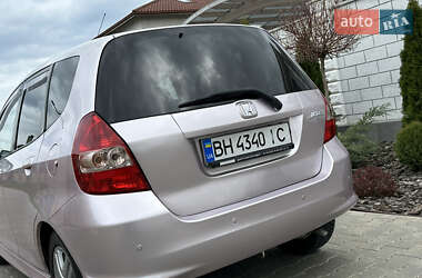 Хетчбек Honda Jazz 2008 в 