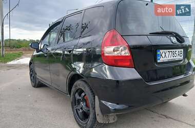 Хэтчбек Honda Jazz 2006 в 