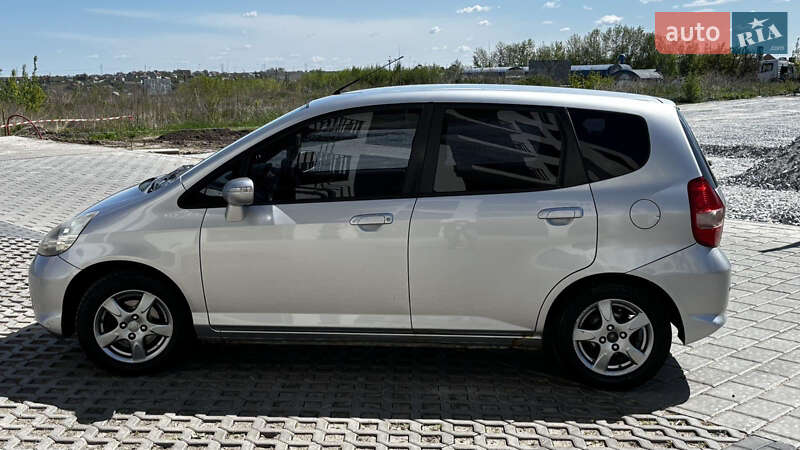 Хэтчбек Honda Jazz 2008 в Ровно