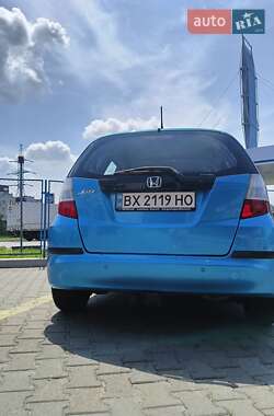 Хэтчбек Honda Jazz 2010 в 
