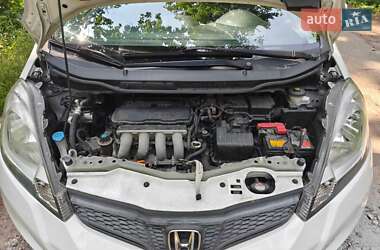 Хэтчбек Honda Jazz 2012 в 