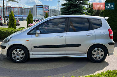 Хэтчбек Honda Jazz 2002 в 