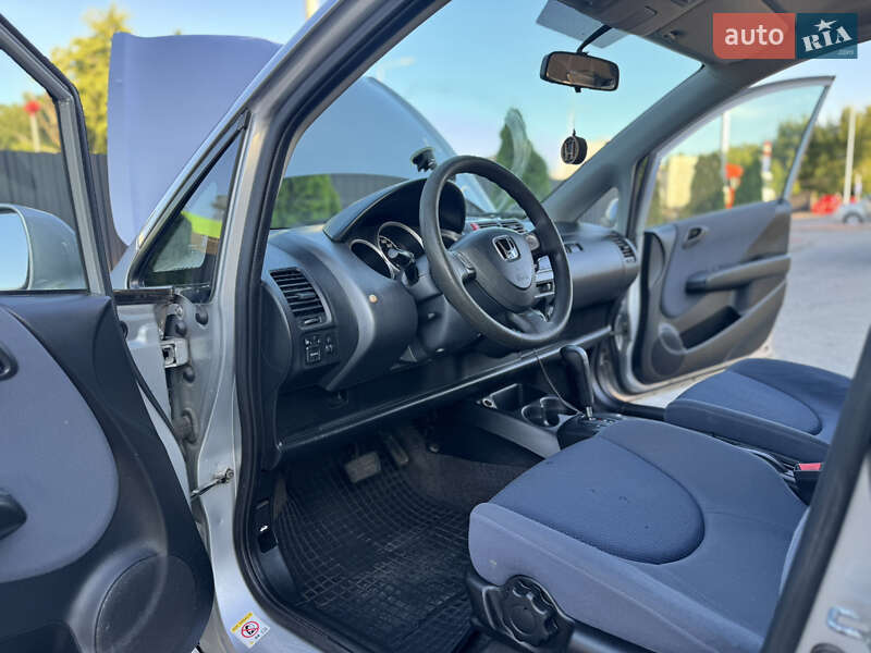 Хэтчбек Honda Jazz 2003 в Одессе