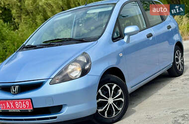 Хэтчбек Honda Jazz 2005 в 