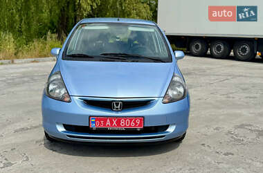 Хэтчбек Honda Jazz 2005 в 