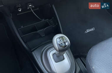Хэтчбек Honda Jazz 2011 в 