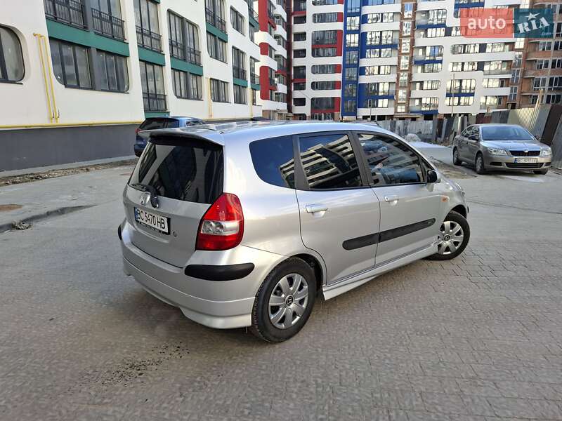 Хэтчбек Honda Jazz 2002 в Львове
