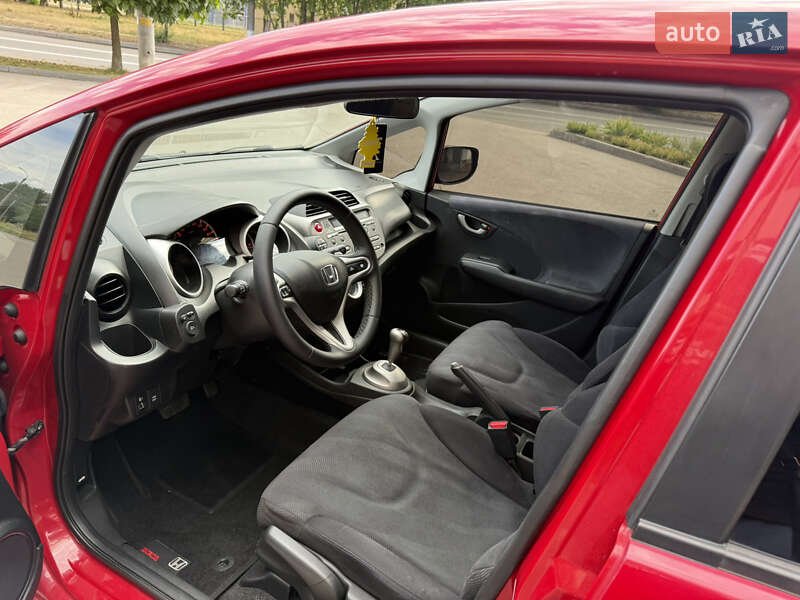 Хетчбек Honda Jazz 2010 в Дніпрі