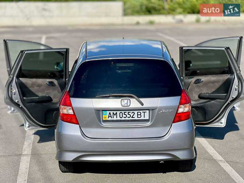 Хетчбек Honda Jazz 2008 в Ірпені