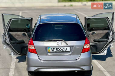 Хетчбек Honda Jazz 2008 в 