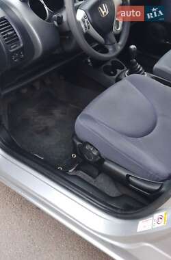 Хэтчбек Honda Jazz 2007 в 
