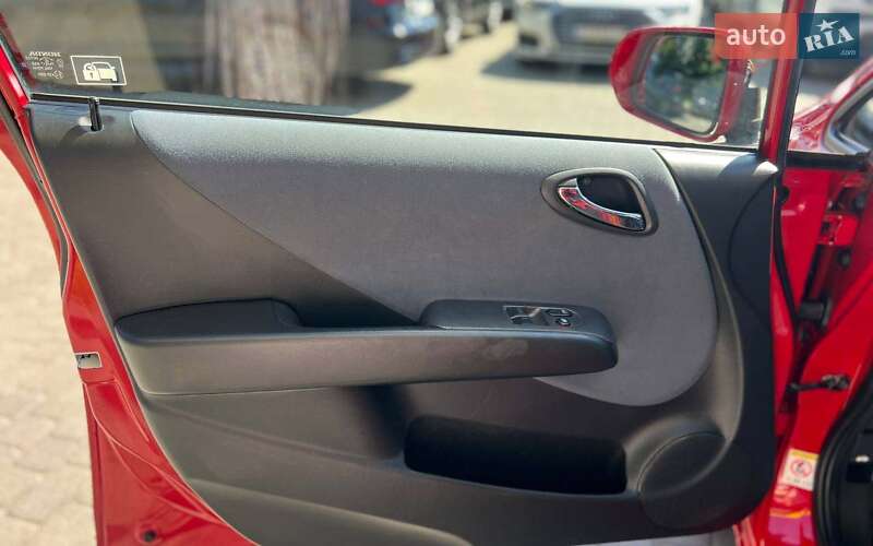 Хэтчбек Honda Jazz 2005 в Ивано-Франковске