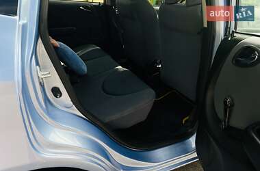 Хэтчбек Honda Jazz 2004 в 