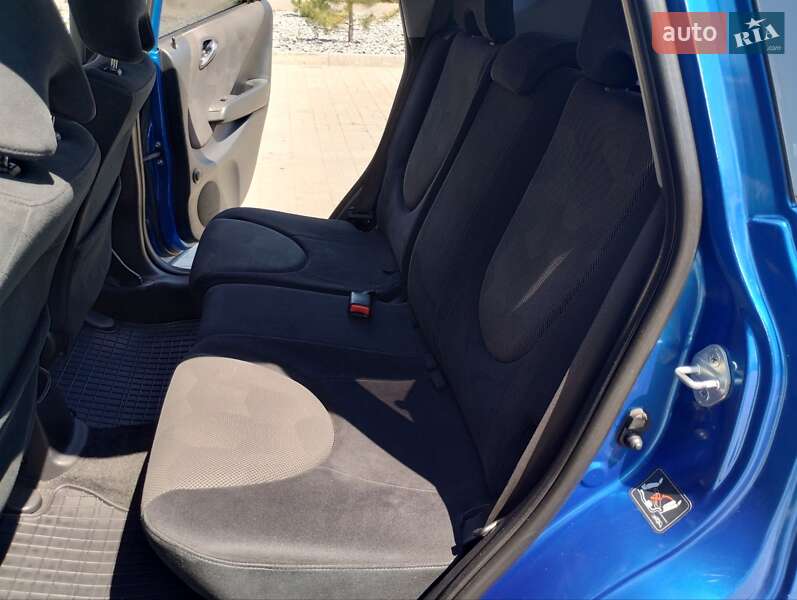 Хэтчбек Honda Jazz 2006 в Днепре