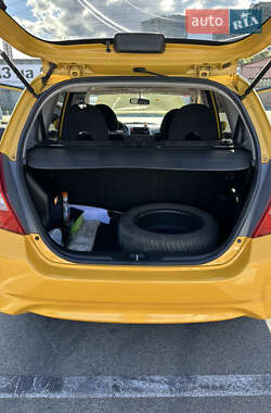 Хэтчбек Honda Jazz 2006 в 