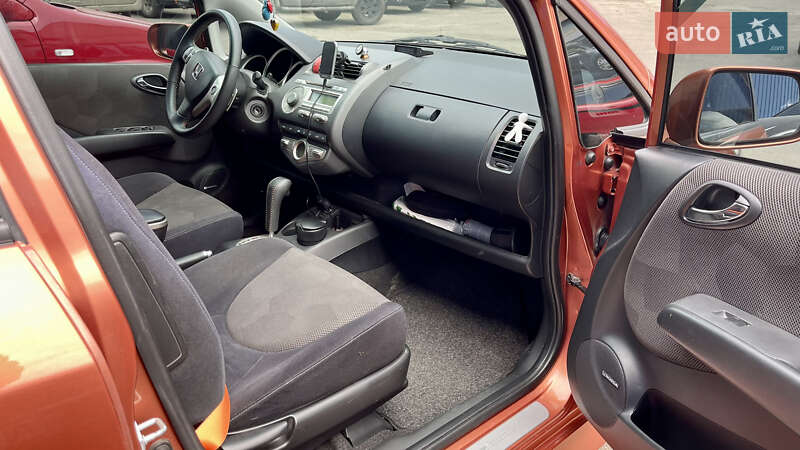 Хэтчбек Honda Jazz 2006 в Киеве фото 7 Хэтчбек Honda Jazz 2006 в Киеве
