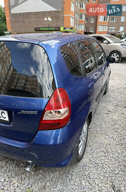 Хэтчбек Honda Jazz 2005 в 