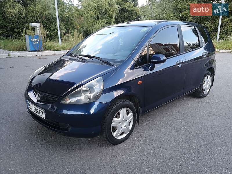 Хэтчбек Honda Jazz 2003 в 