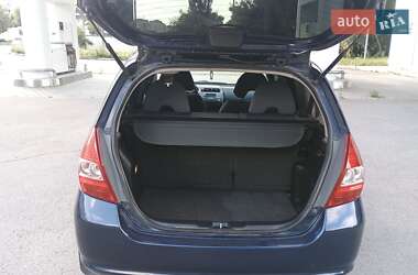 Хэтчбек Honda Jazz 2003 в 