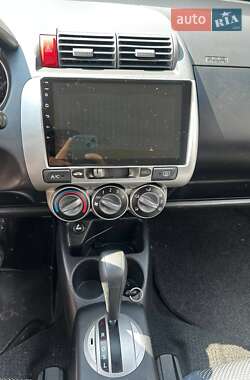 Хетчбек Honda Jazz 2004 в 