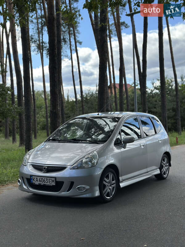 Хетчбек Honda Jazz 2007 в Києві фото 2 Хетчбек Honda Jazz 2007 в Києві
