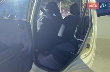 Хэтчбек Honda Jazz 2006 в  фото 21 Хэтчбек Honda Jazz 2006 в