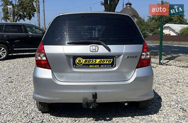 Хэтчбек Honda Jazz 2006 в 