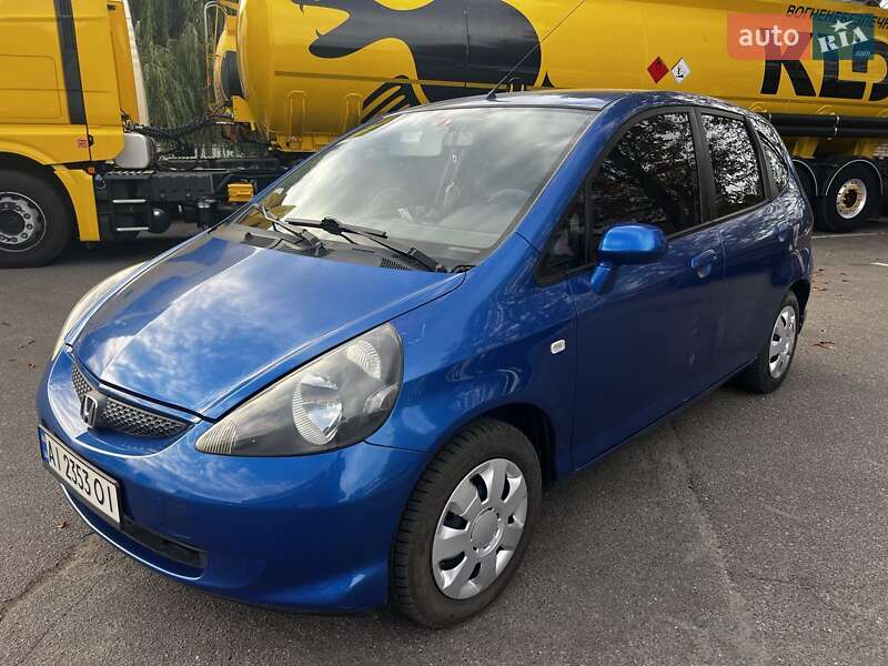 Хэтчбек Honda Jazz 2006 в 