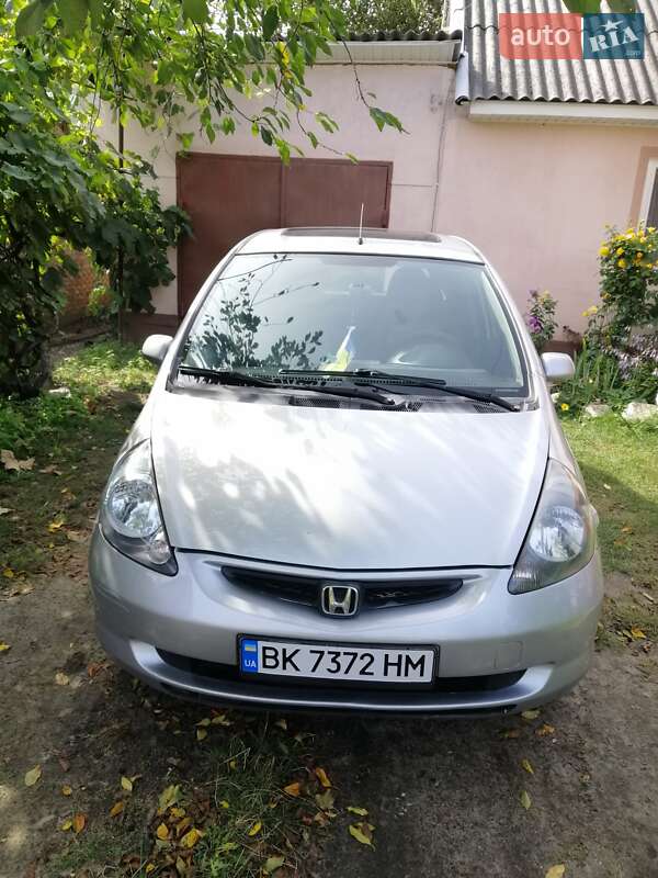 Хэтчбек Honda Jazz 2003 в 