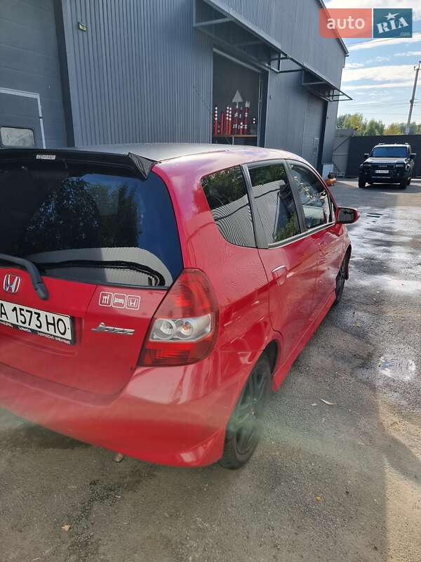 Хэтчбек Honda Jazz 2006 в Киеве фото 10 Хэтчбек Honda Jazz 2006 в Киеве