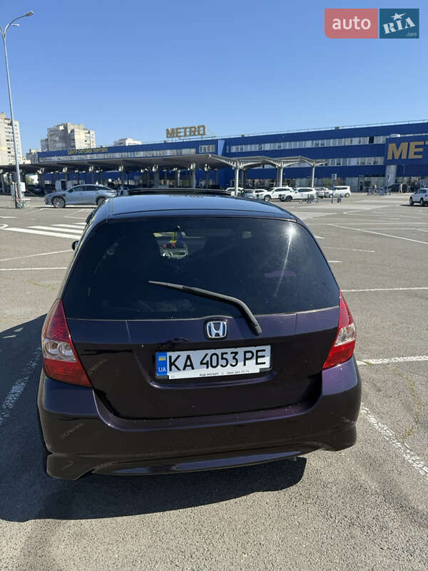 Хэтчбек Honda Jazz 2007 в Киеве